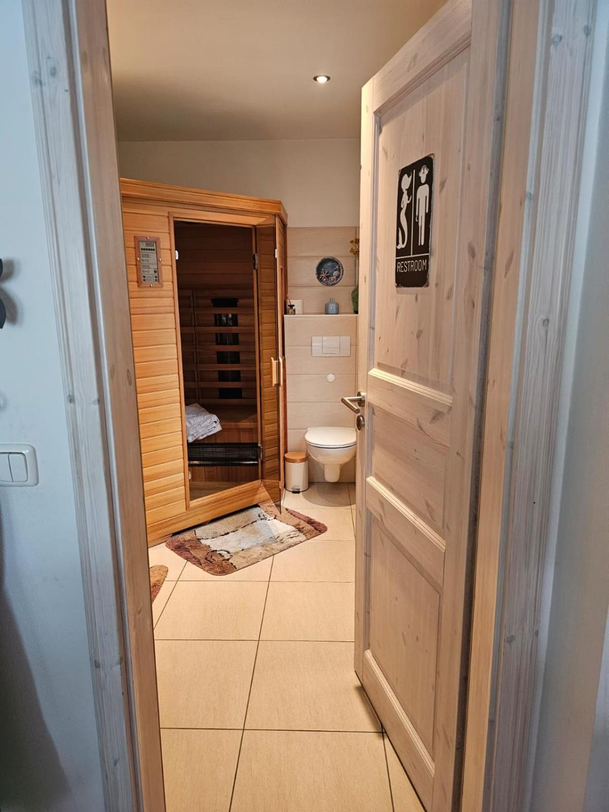 Breeger Boddenidyll Villa Екстериор снимка